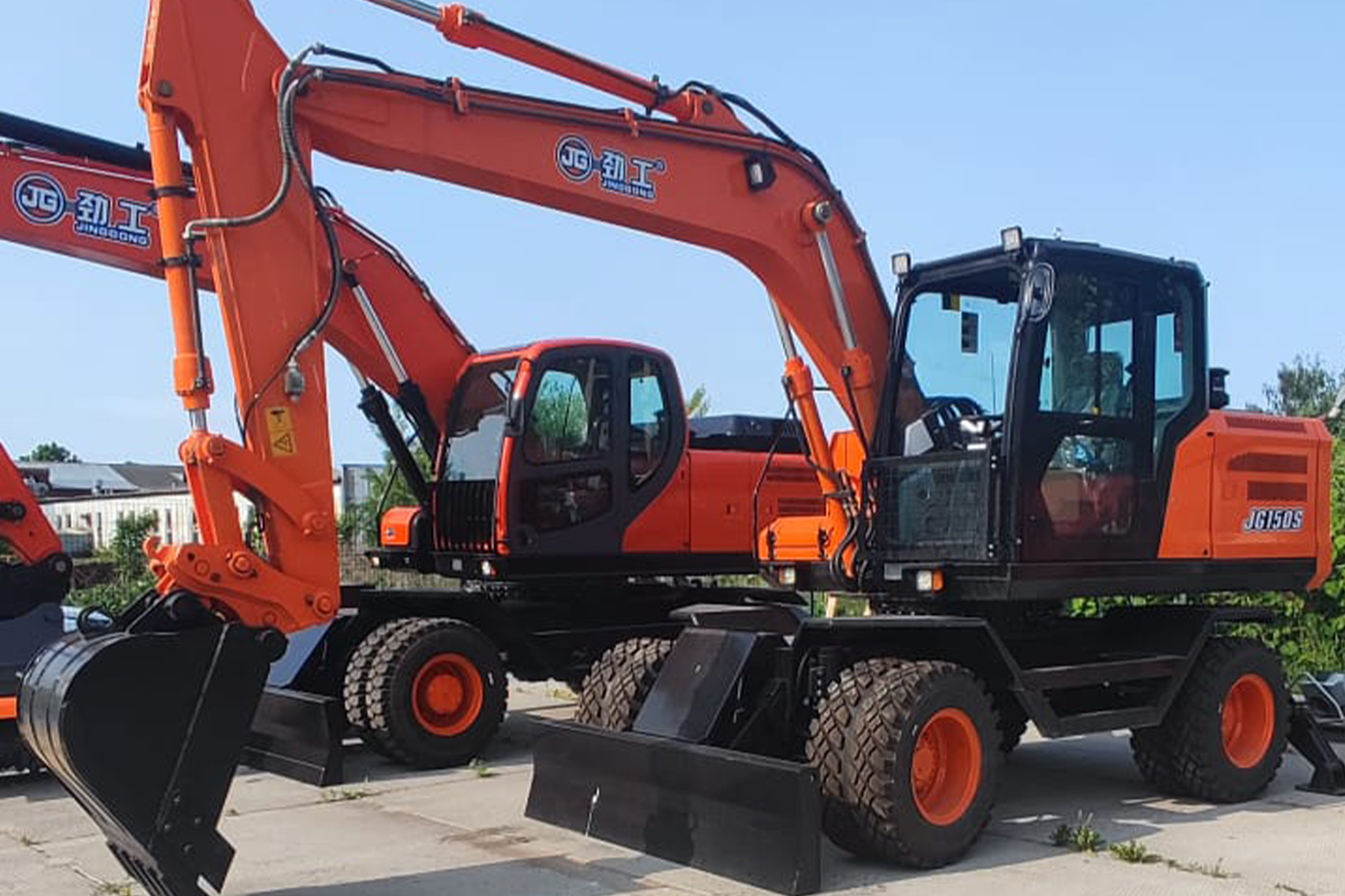 Экскаваторы JingGong уже в наличии на складе!