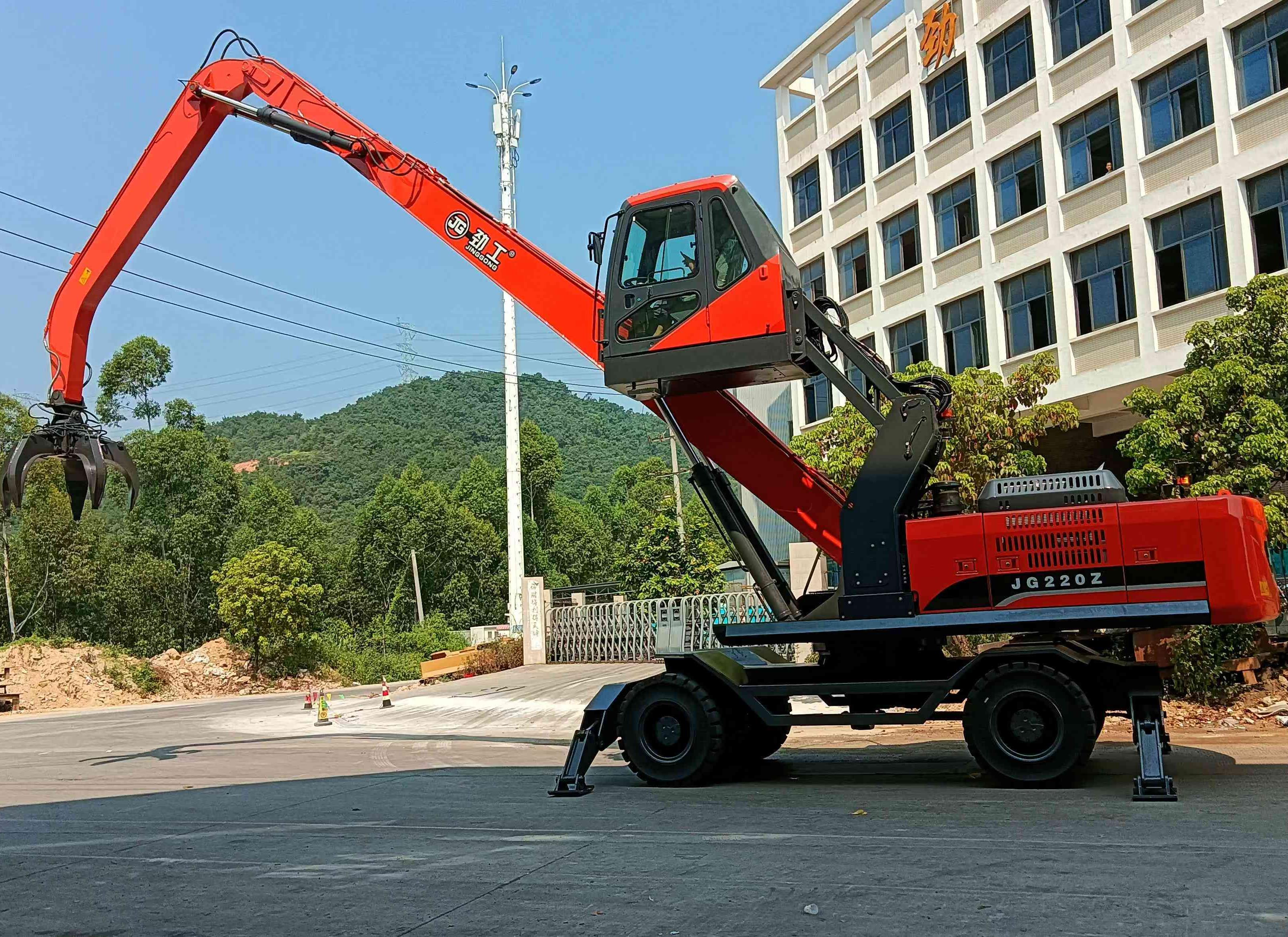 Перегружатель колесный JG220Z