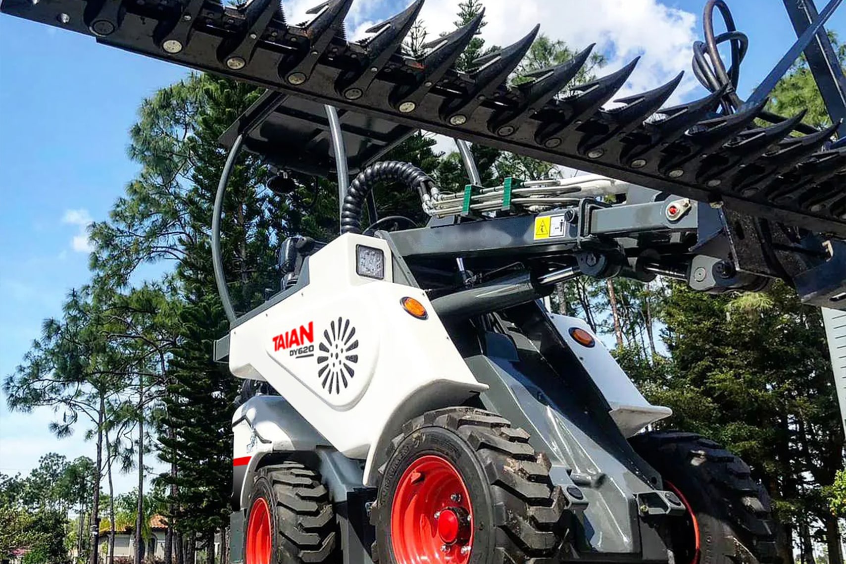 Заказана новая партия мини-погрузчиков Taian всех трёх моделей