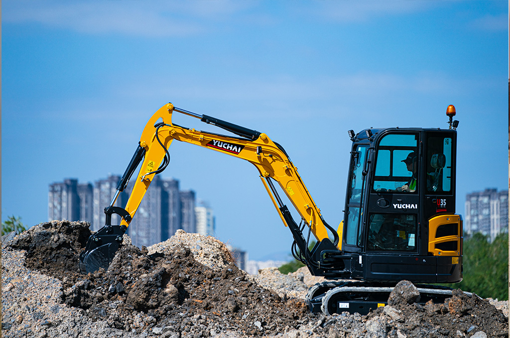 Ювелирная работа в «бетоне»: Yuchai U35 покоряет объекты «ВКЛ Энергия»