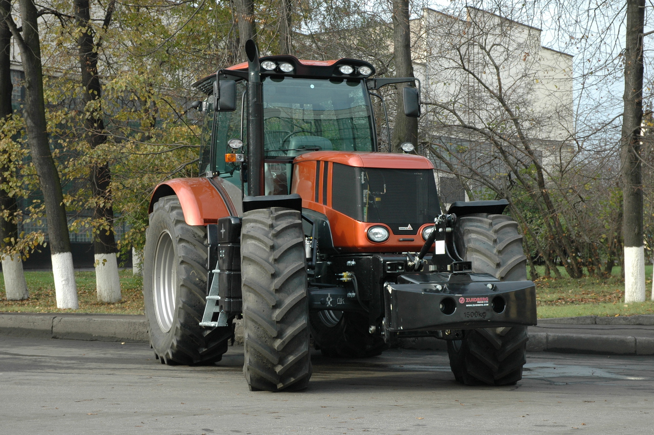 Трактор TERRION ATM 5280
