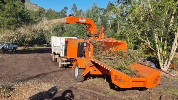 Прицепной измельчитель Tomcat 4375 AFE 3IC