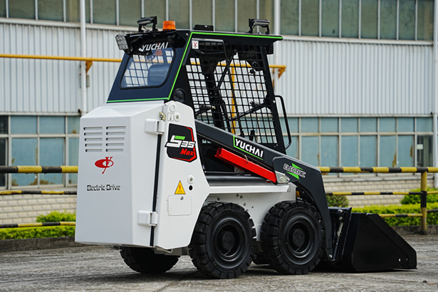 Кто на новенького?