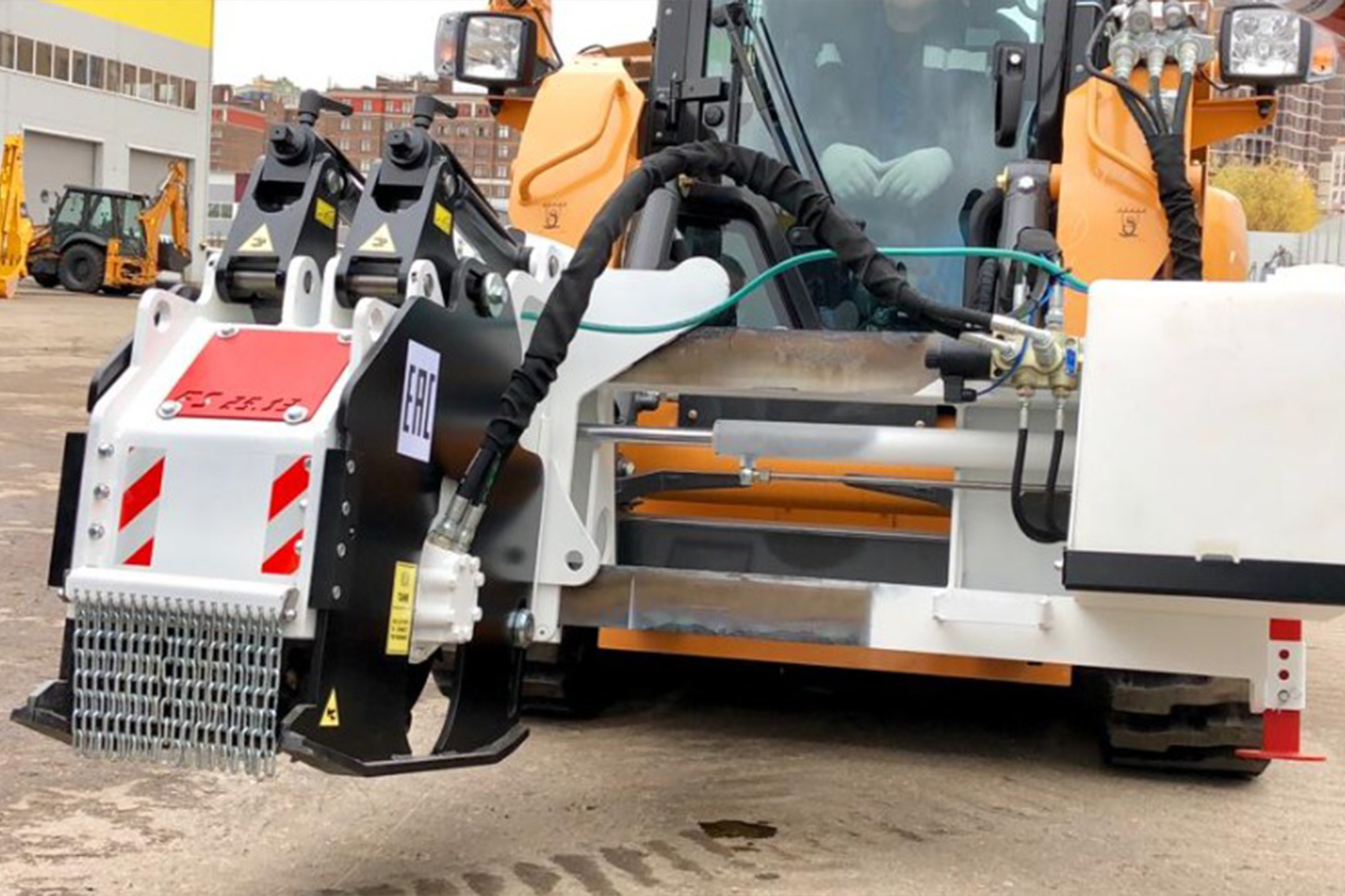 Baitek Machinery: Эксклюзивные дорожные фрезы CM Crusher – уже ждут предстоящего сезона.